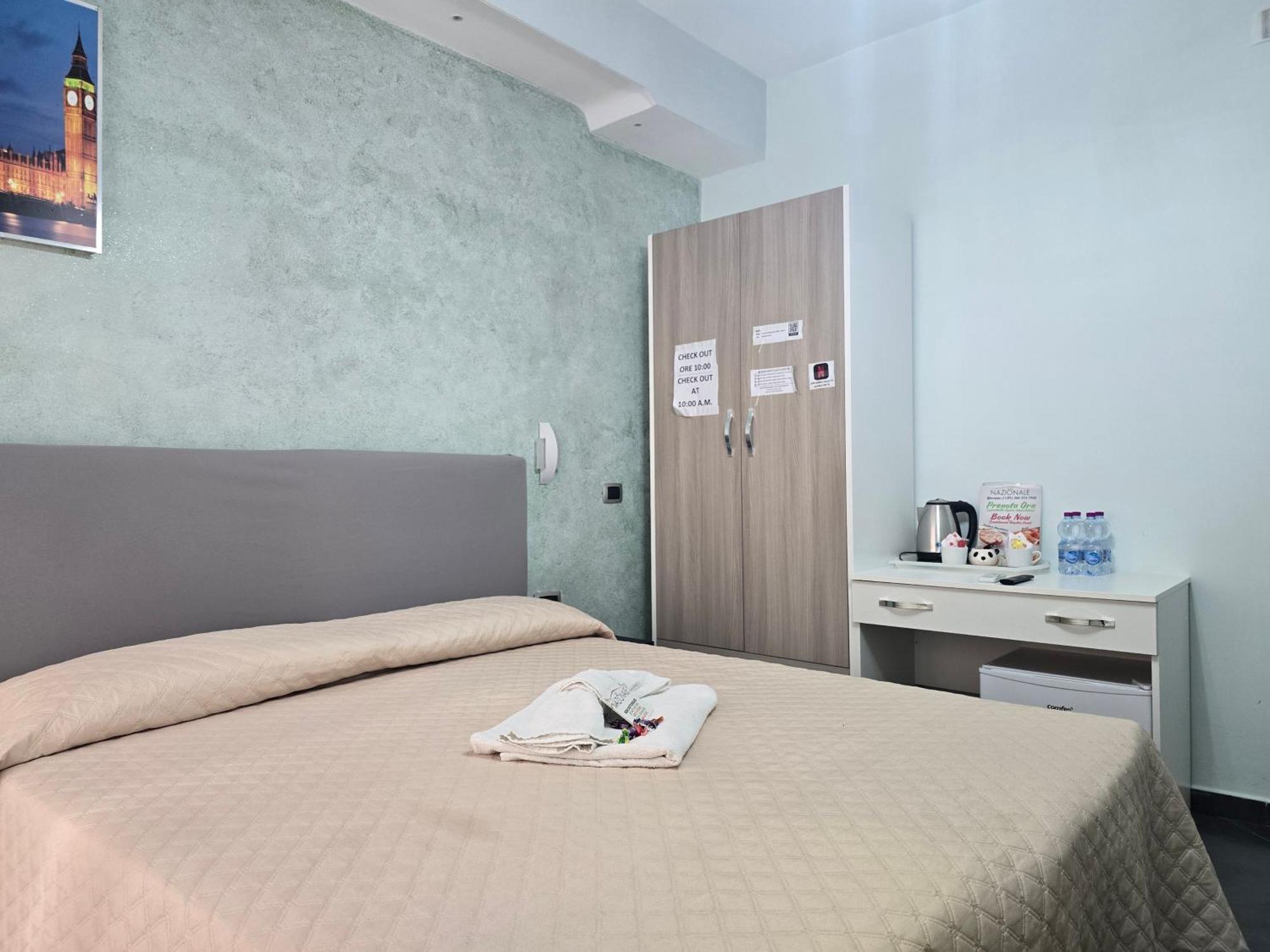 Hotel Nazionale Dream à Naples Extérieur photo