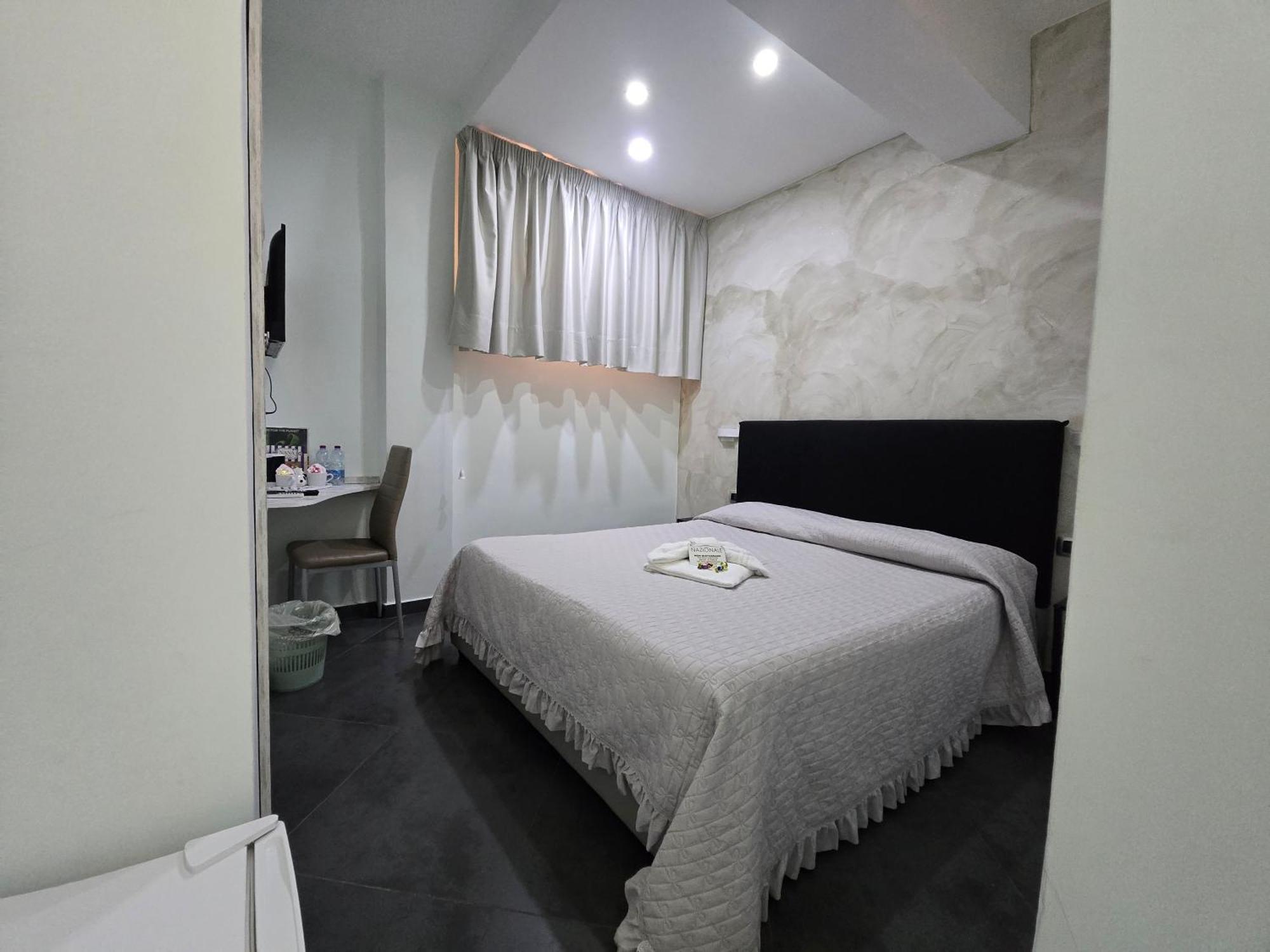 Hotel Nazionale Dream à Naples Extérieur photo