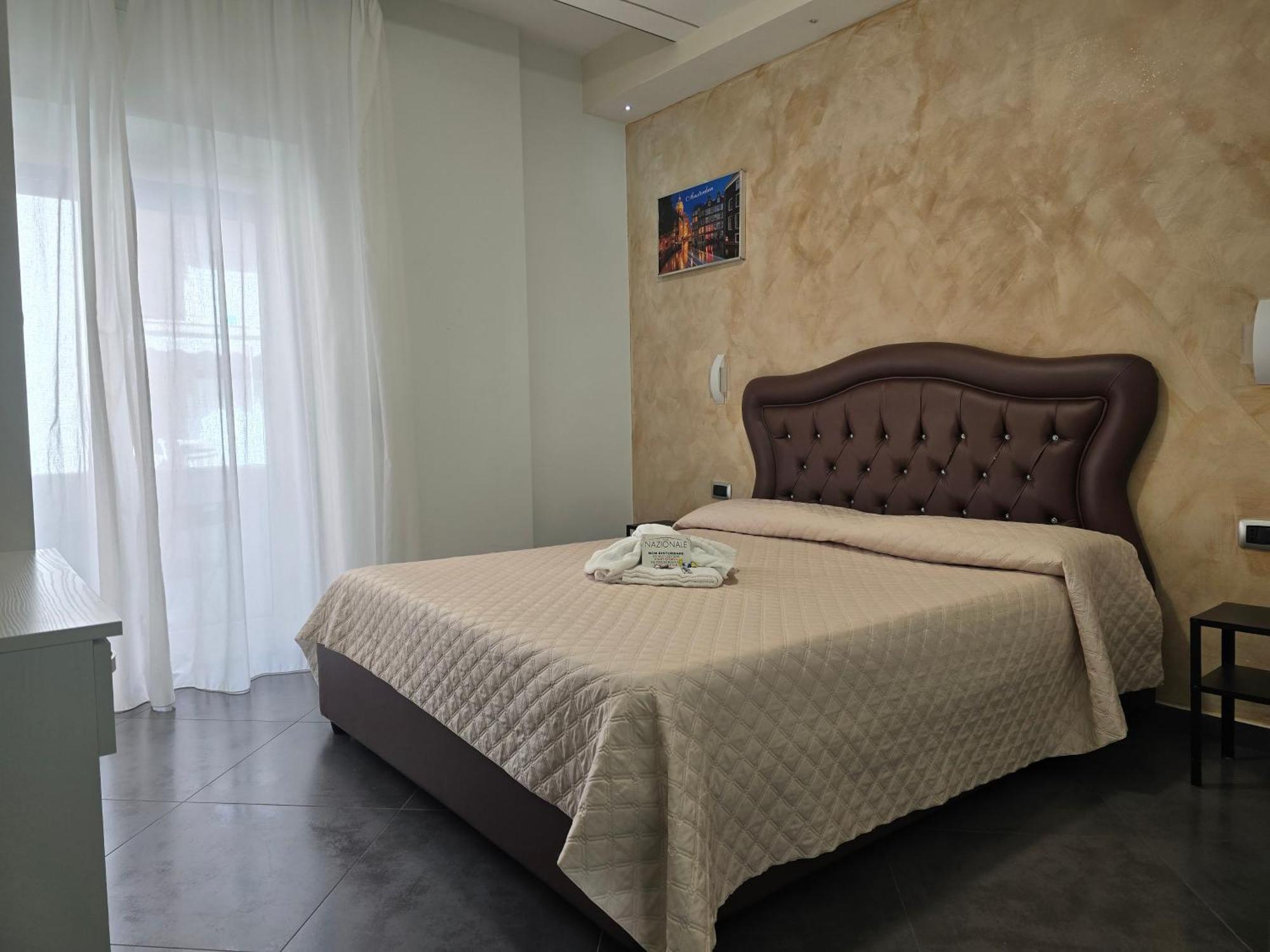 Hotel Nazionale Dream à Naples Extérieur photo